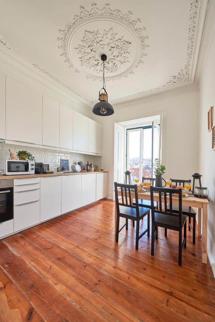 Casa Portuguesa Combro Apartment Lisbon Bagian luar foto
